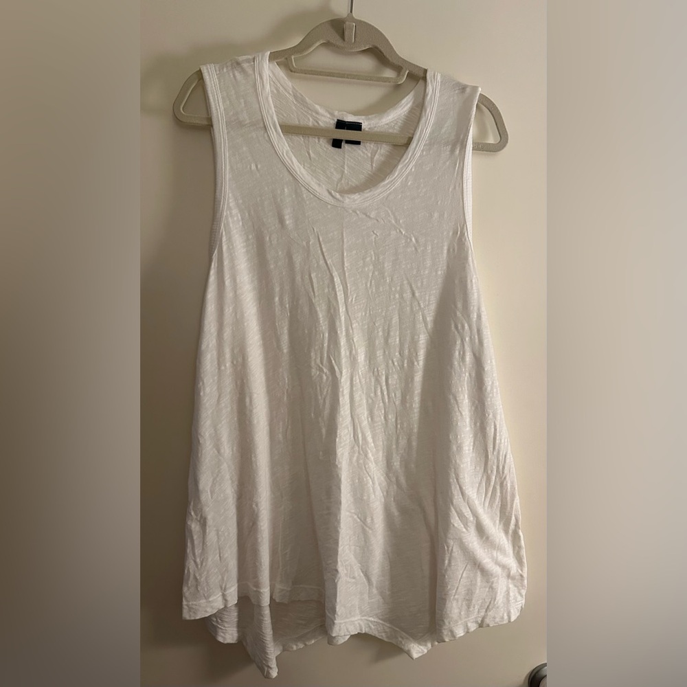 Elegant White Sleeveless Tank Top